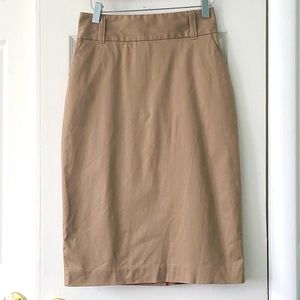 Khaki Banana Republic pencil skirt